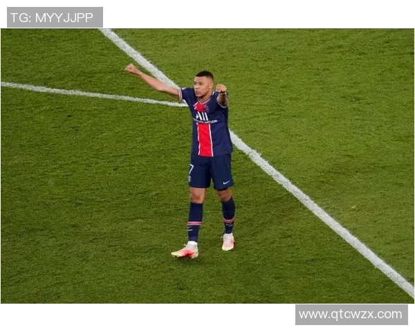 美国足球队一号球星年薪揭秘背后原因及影响力分析 美国足球队一号球星年薪揭秘背后原因及影响力分析